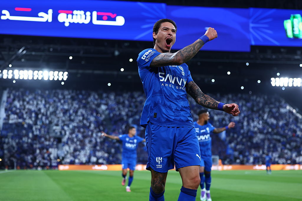 أزمة تضرب الهلال قبل مواجهة الأهلي في الدوري السعودي